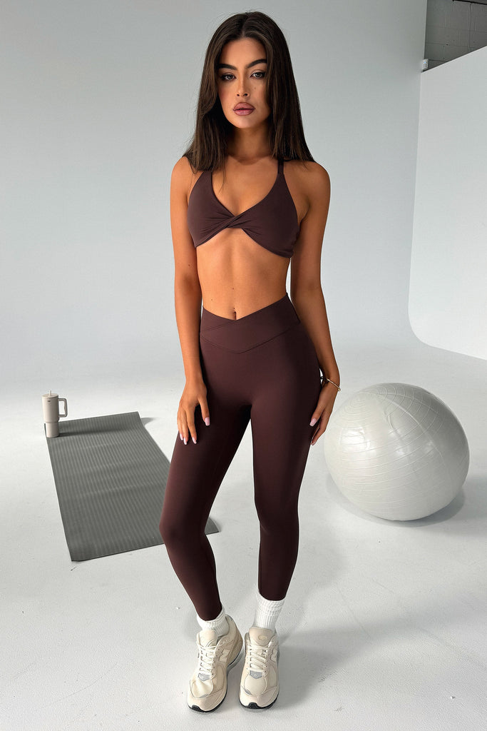 Nikau Twist Sports Bra - Brown